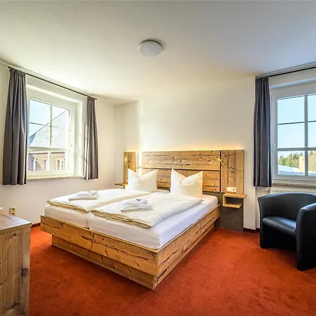 Waldgasthof Bad Einsiedel Отель