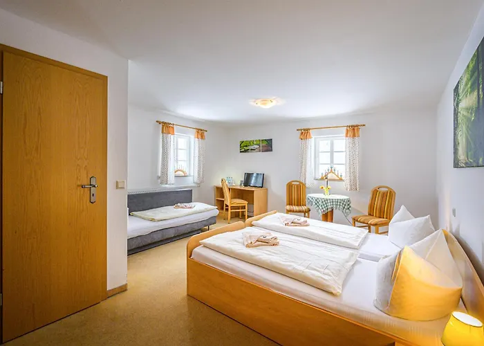 فندق Waldgasthof Bad Einsiedel سيفن