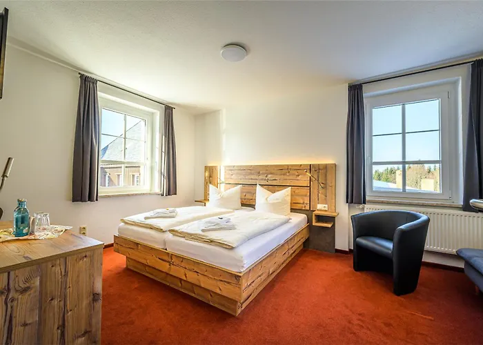 Waldgasthof Bad Einsiedel فندق