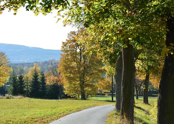 Waldgasthof Bad Einsiedel فندق سيفن