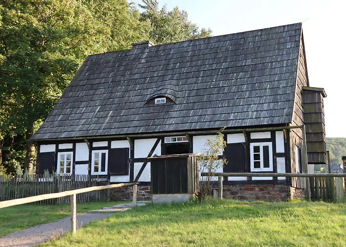 Waldgasthof Bad Einsiedel 3* سيفن