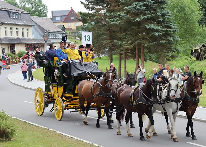 Waldgasthof Bad Einsiedel فندق