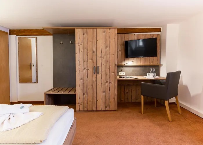 Hotel Waldgasthof Bad Einsiedel 3*